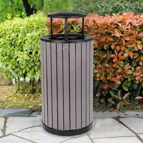Outdoor 32 Gallon Recycled Plastic Trash Can